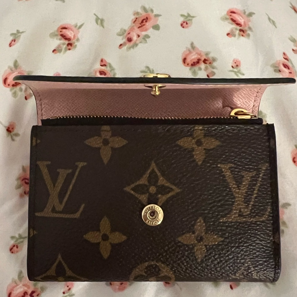 UPDATED: LV Rosalie Wallet *AUTHENTIC*